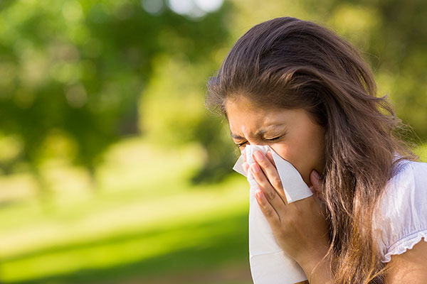 Primavera, tempo di allergie: Alex test e Rast test 
